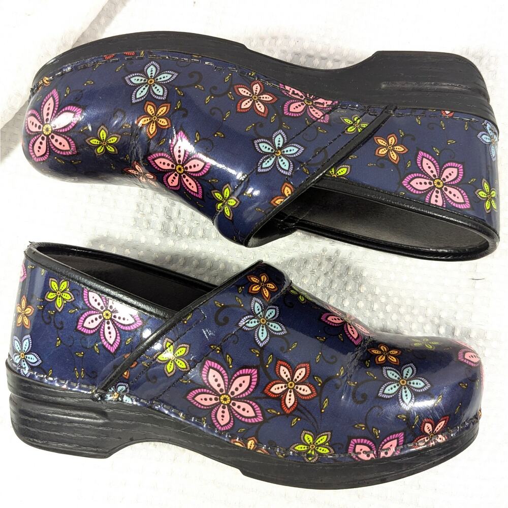 DANSKO! ULTRA COMFORT PATENT LEATHER FLORAL PINK, BLUE, AQUA, BLACK CLOGS!SZ 9.5